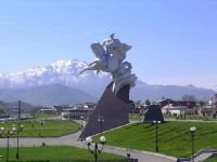 Памятник герою СССР, герою Монгольской нар.республики И. Плиеву